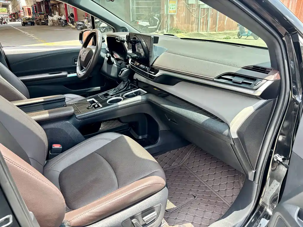 Grevia 2023 2.5L Hybrid Flagship VIP Edition купить на сайте DeffCars