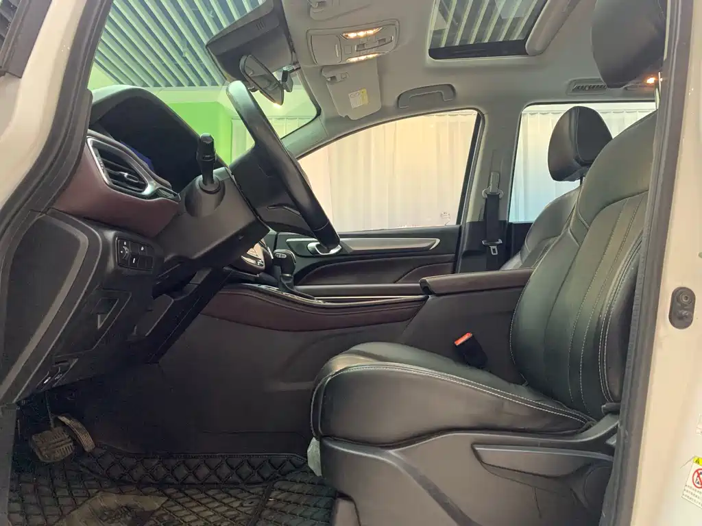 Trumpchi M6 2021 PRO 270T DCT Deluxe Edition купить на сайте DeffCars