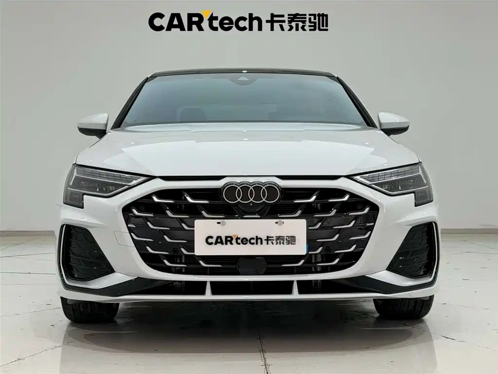 Audi A3 2026 A3L Limousine 35TFSI Flying Spur Exclusive купить на сайте DeffCars