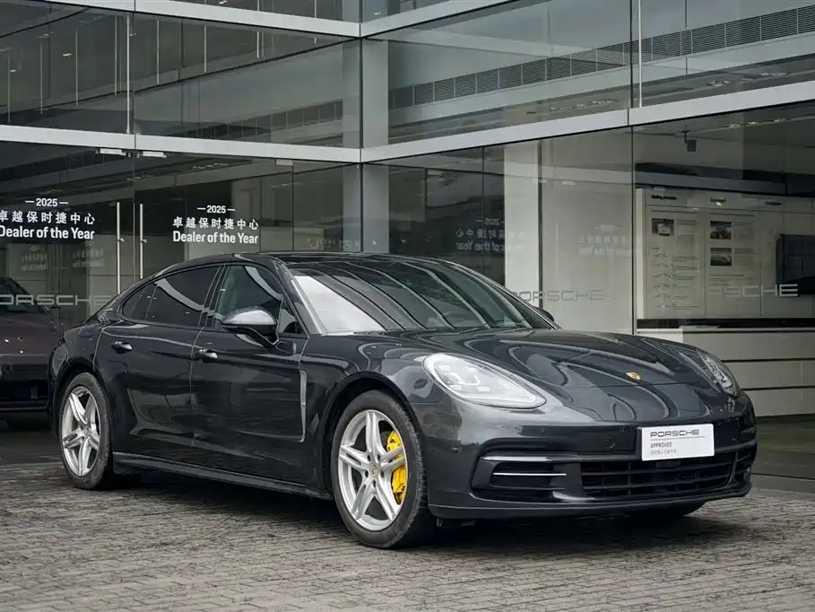 Panamera 2017 Panamera Executive Extended Edition 3.0T купить на сайте DeffCars