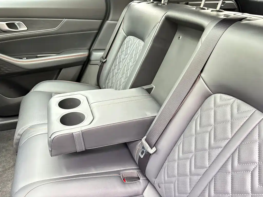 Changan UNI-K 2021 2.0T premium model купить на сайте DeffCars