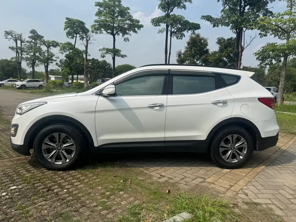 Shengda 2015 2.4L automatic four-wheel drive intelligent 5-seater купить на сайте DeffCars