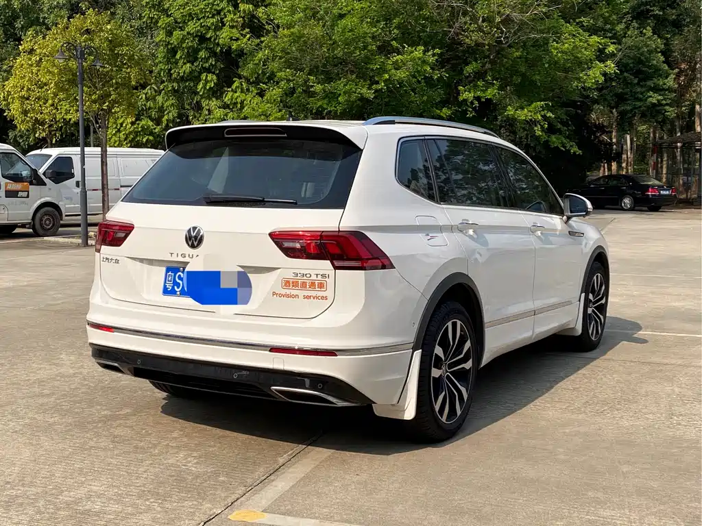 Tiguan L 2021 330TSI automatic two-wheel drive R-Line version купить на сайте DeffCars