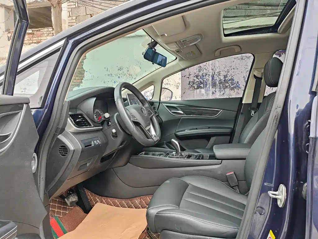 Song MAX 2019 1.5T automatic smart connected Ruiyi sunroof type 6 seats National VI купить на сайте DeffCars