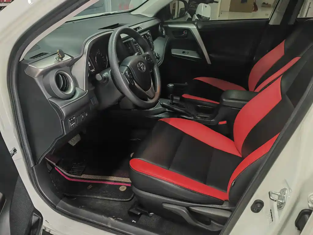 RAV4 Rongfang 2019 2.0L CVT 2WD Fashion X Limited Edition National VI купить на сайте DeffCars