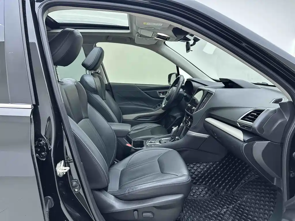Forester 2022 2.0i AWD Ultimate EyeSight купить на сайте DeffCars