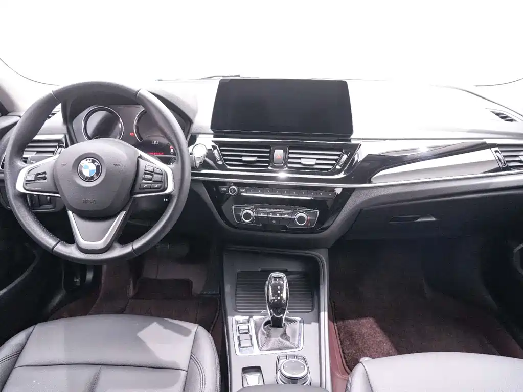 BMW 1 Series 2023 120i M Sports Edition купить на сайте DeffCars
