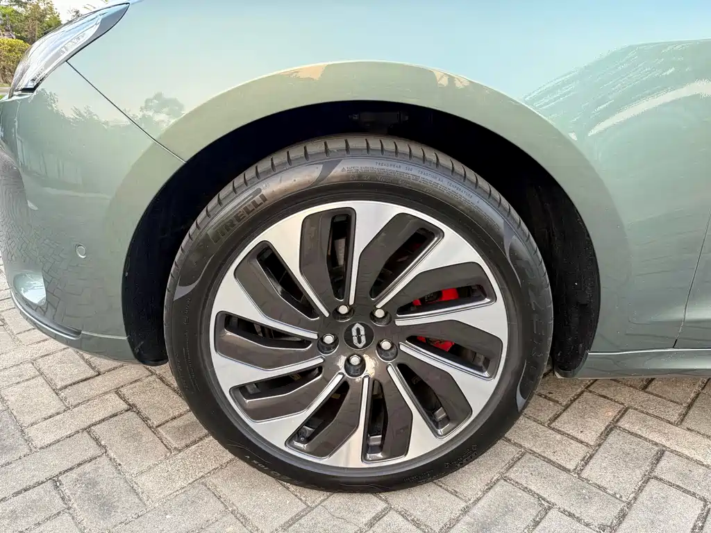 Wenjie M5 2022 extended range four-wheel drive flagship version купить на сайте DeffCars