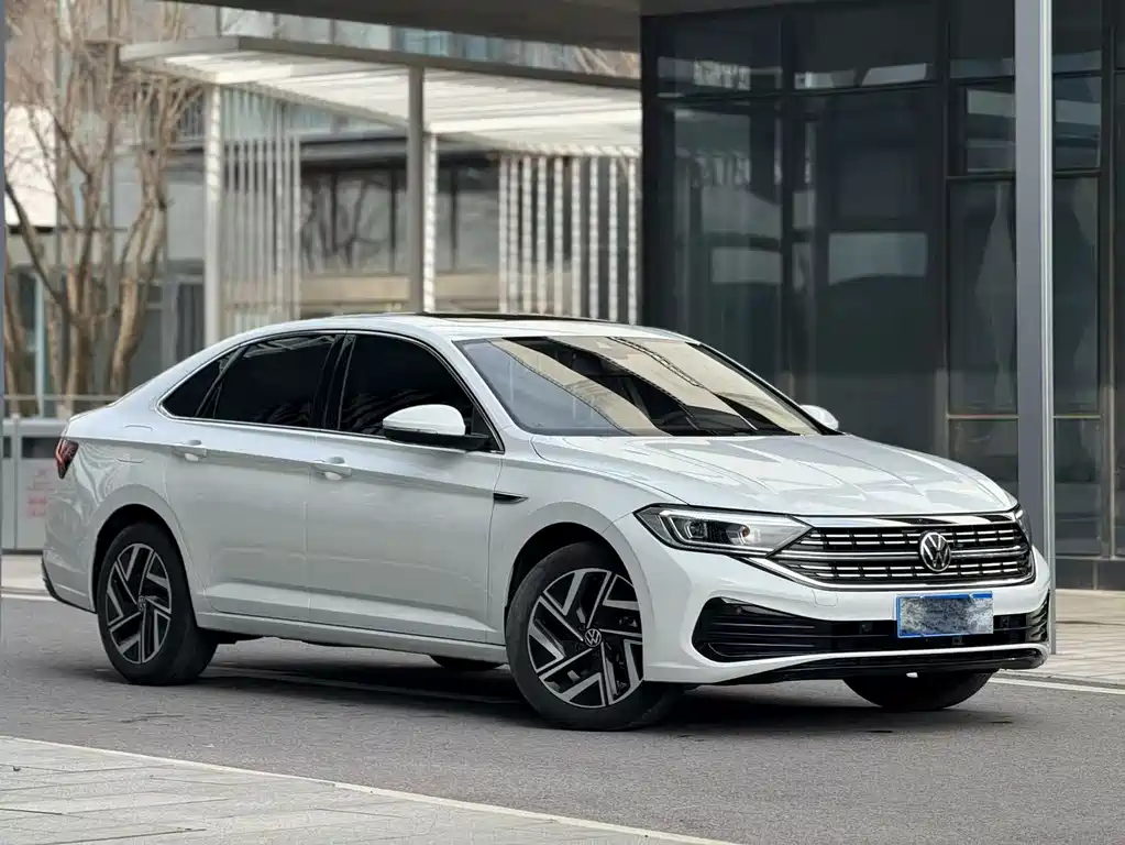Sagitar 2025 facelift 300TSI DSG transcendent version купить на сайте DeffCars