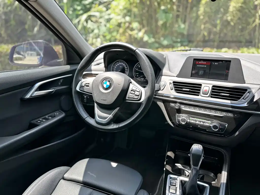 BMW 1 Series 2018 118i Sports купить на сайте DeffCars