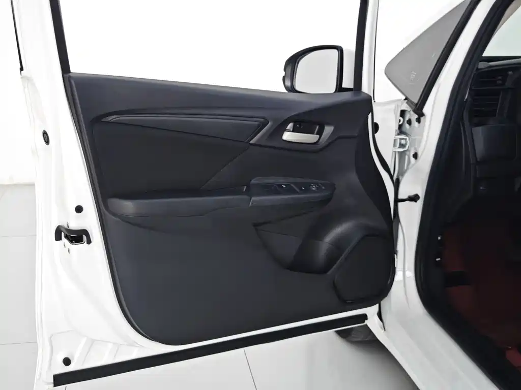 Fit 2018 1.5L CVT Comfort Edition купить на сайте DeffCars