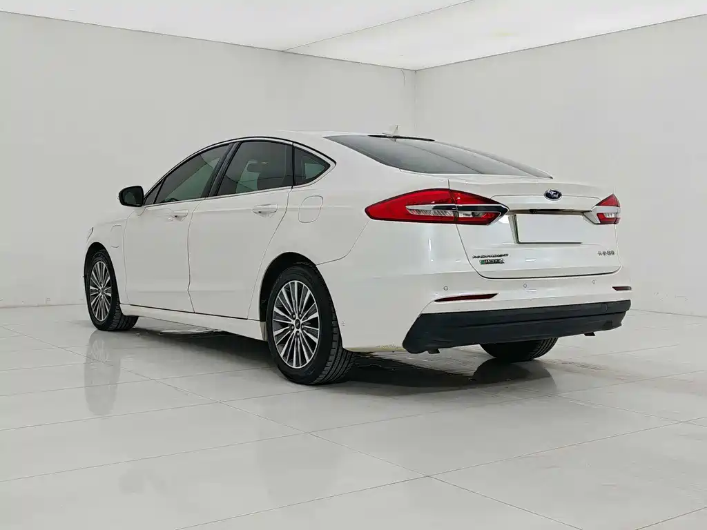 Mondeo New Energy 2018 2.0 PHEV Smart Control Fashion National VI купить на сайте DeffCars