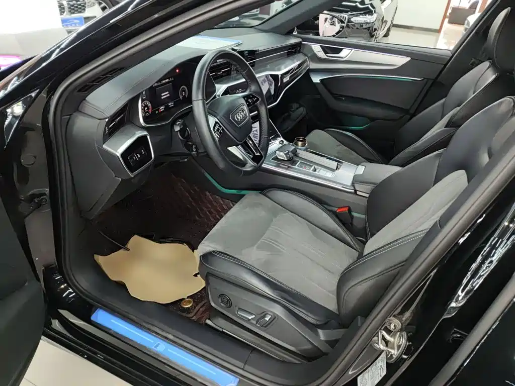 Audi A6L 2024 45 TFSI Premium Dynamic Model купить на сайте DeffCars