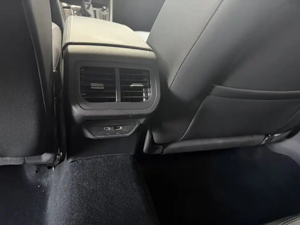 Lavida 2023 facelift 1.5L automatic starry sky 5 million version купить на сайте DeffCars