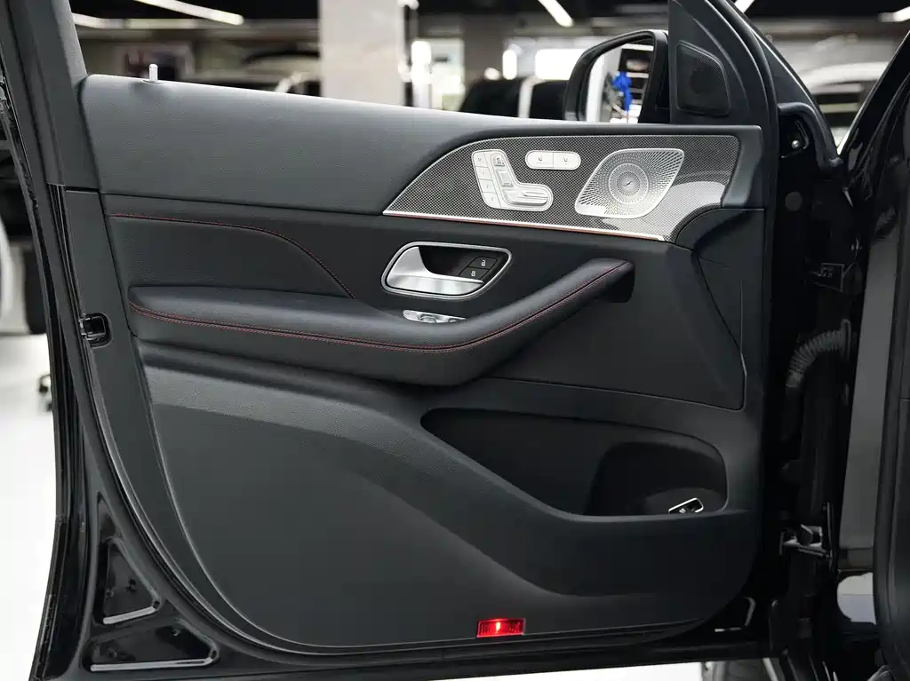 Mercedes-Benz GLE Coupe AMG 2023 AMG GLE 53 4MATIC+ Coupe SUV купить на сайте DeffCars