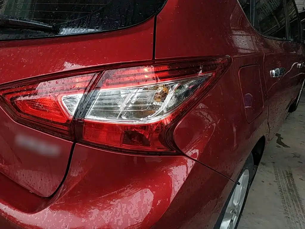 Tiida 2021 1.6L CVT Smart Travel Edition купить на сайте DeffCars