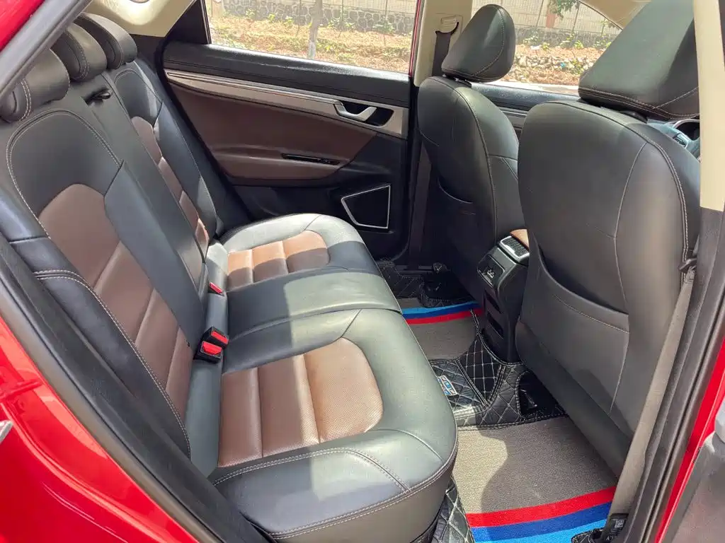 Emgrand GS 2018 Trendsetting Edition 1.4T Automatic Premium Smart Connected Model купить на сайте DeffCars