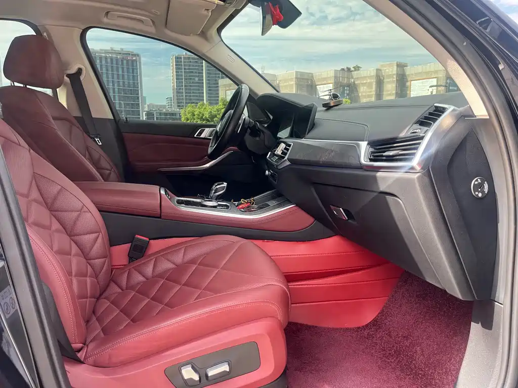 BMW X5 2022 xDrive 30Li M Sports Package купить на сайте DeffCars
