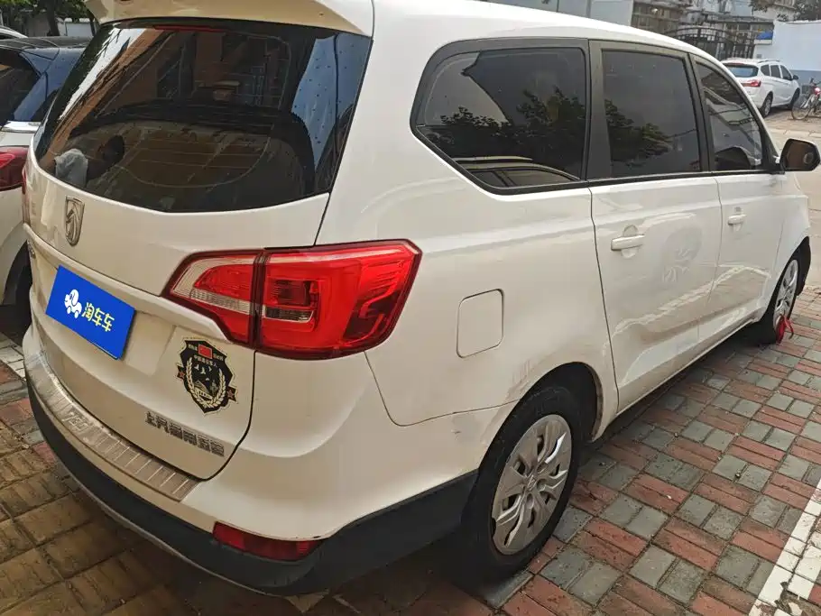 Baojun 730 2016 1.5L manual standard type 5 seats купить на сайте DeffCars