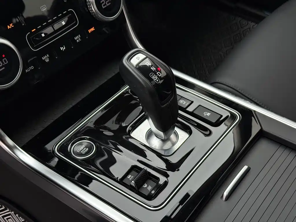 Jaguar XEL 2021 2.0T 250PS S Advanced and Elegant Edition купить на сайте DeffCars