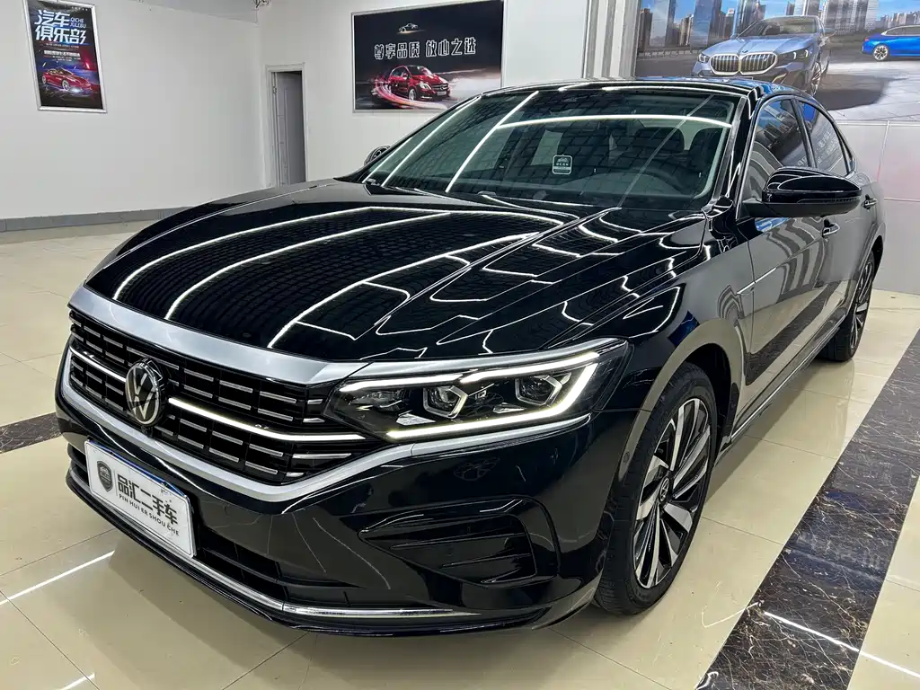 Passat 2023 330TSI Deluxe Edition купить на сайте DeffCars