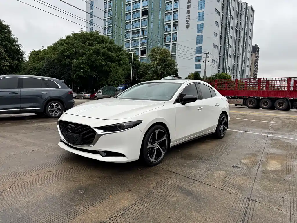 Mazda3 Angkesela 2021 2.0L Automatic Premium Edition купить на сайте DeffCars