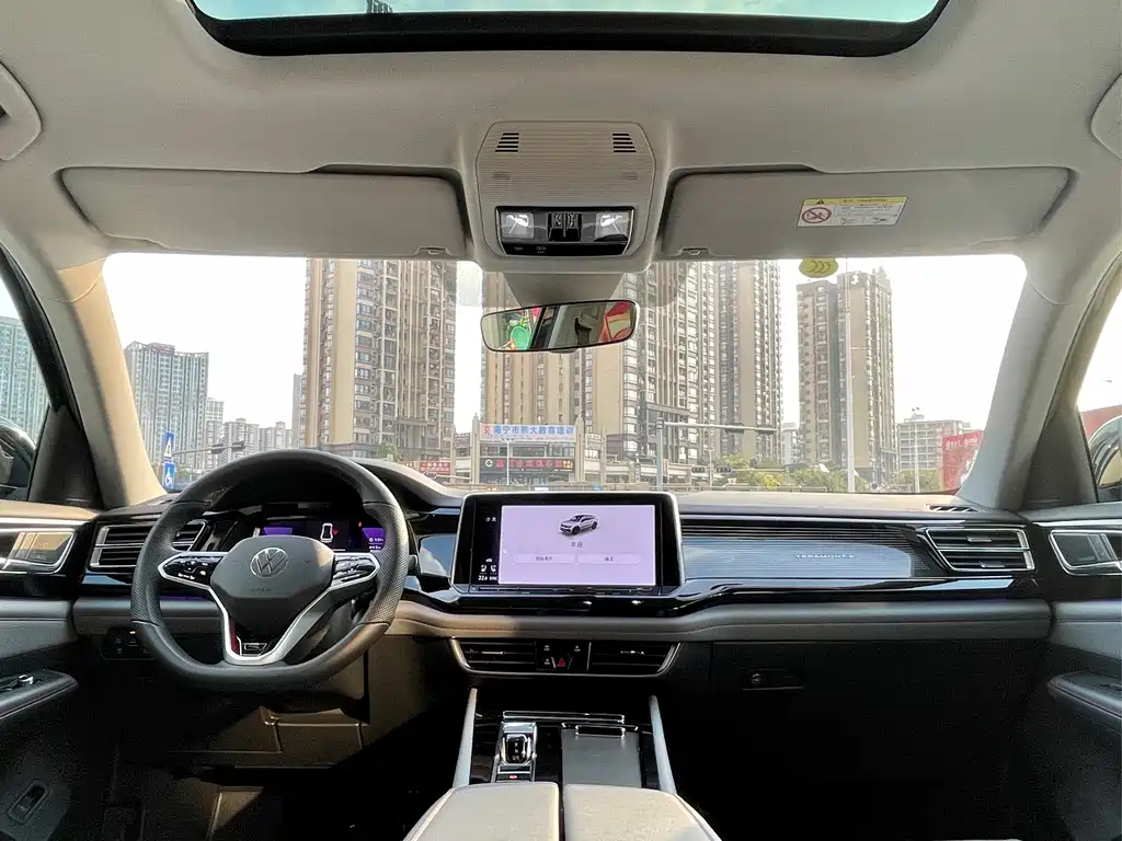 Touron 2024 Touron X 380TSI four-wheel drive Longxiang version купить на сайте DeffCars