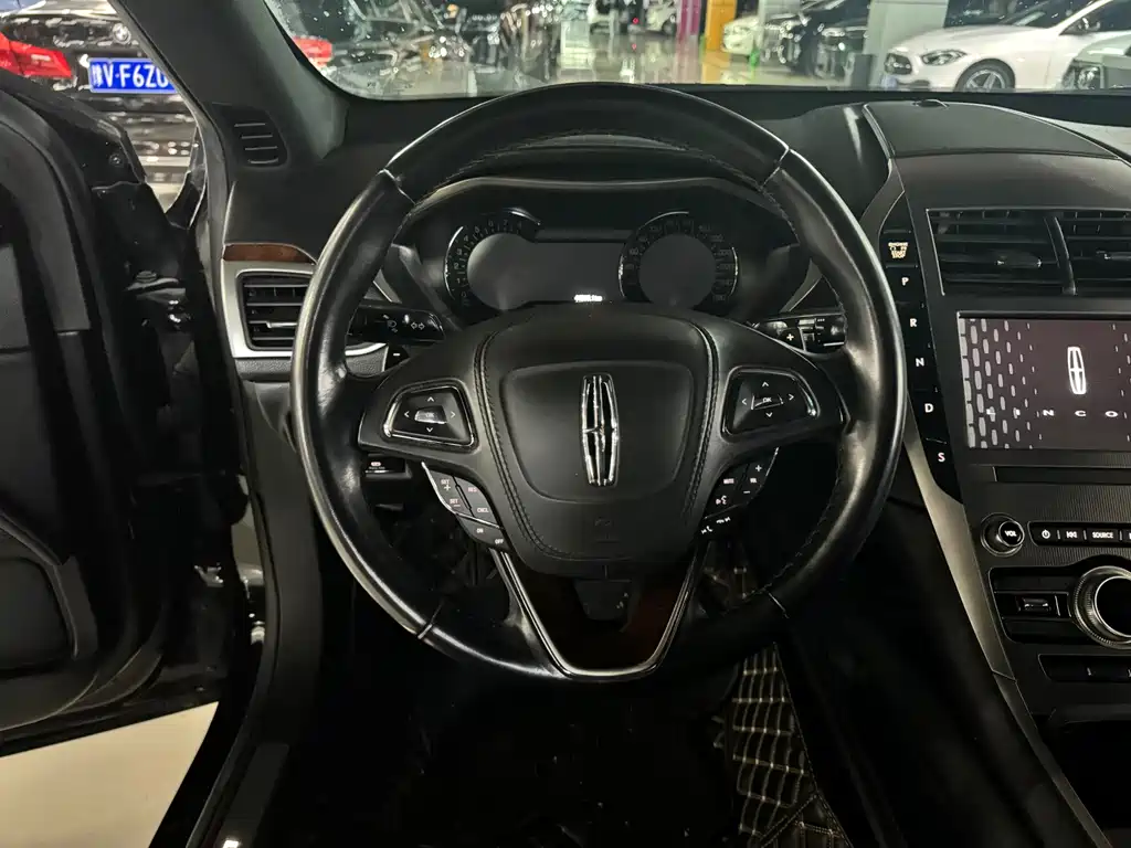 Lincoln MKZ 2019 2.0T Zunya Edition National V купить на сайте DeffCars