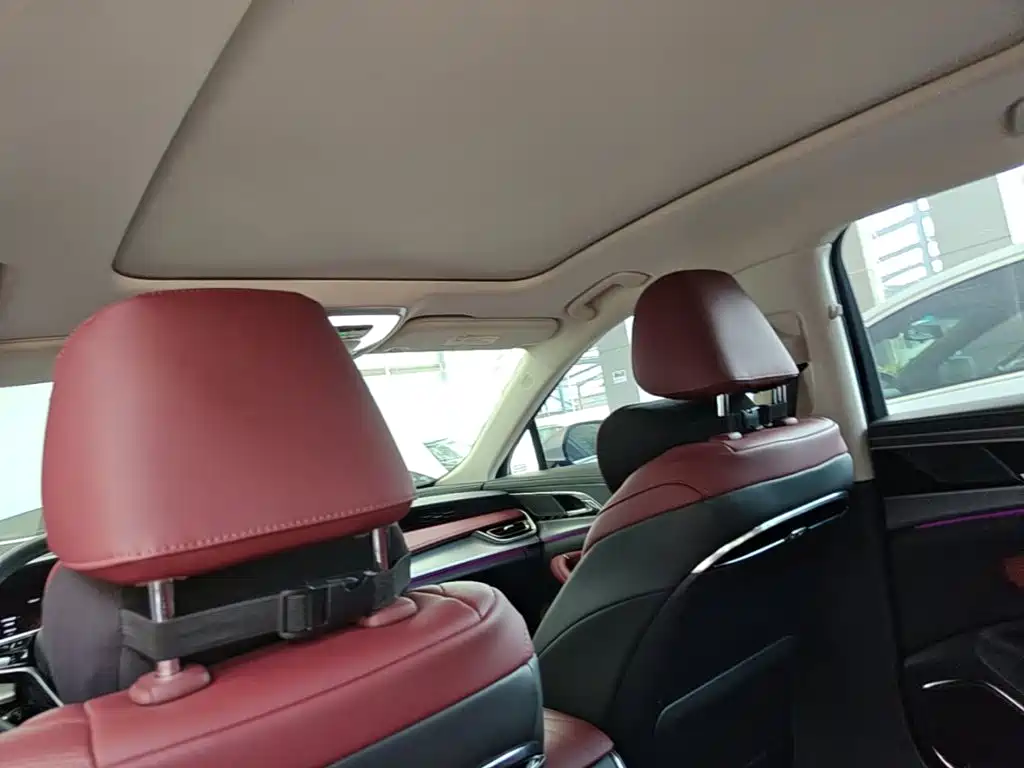 Hongqi H5 2024 2.0T Automatic Zhilianqichang Edition купить на сайте DeffCars