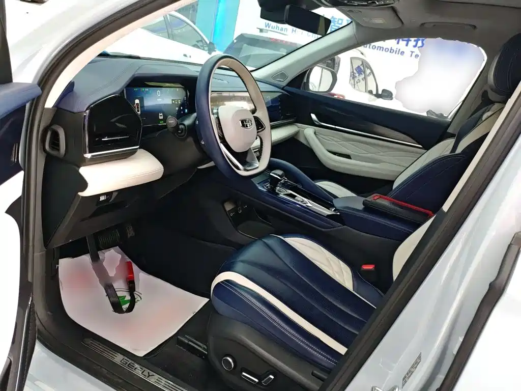 Xingyue L 2022 1.5T Thor Hi·F petrol-electric hybrid version Super Rui купить на сайте DeffCars