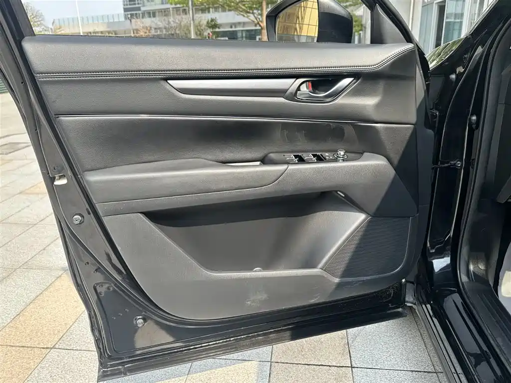 Mazda CX-5 2024 2.0L automatic two-wheel drive smart model купить на сайте DeffCars