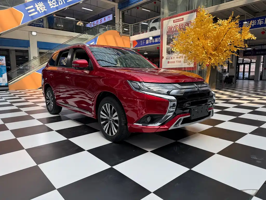 Outlander 2021 facelift 2.0L 2WD Enjoy Edition 5 seats купить на сайте DeffCars