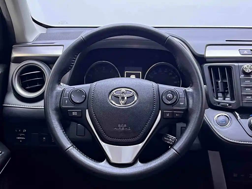 RAV4 Rongfang 2018 2.5L automatic four-wheel drive Elite i version купить на сайте DeffCars