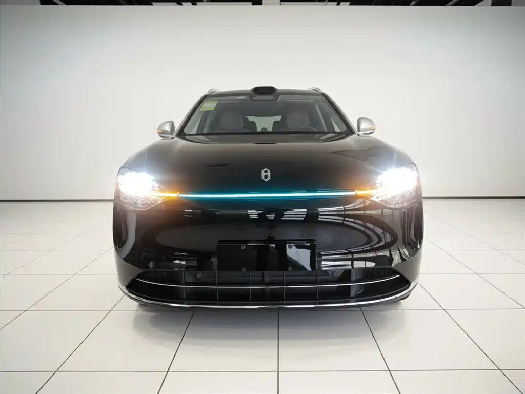 Wenjie M9 2025 extended range Ultra version 52kWh 6-seater version 192-line lidar) купить на сайте DeffCars