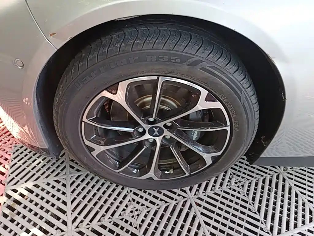 XPeng P7 2021 model 480N купить на сайте DeffCars