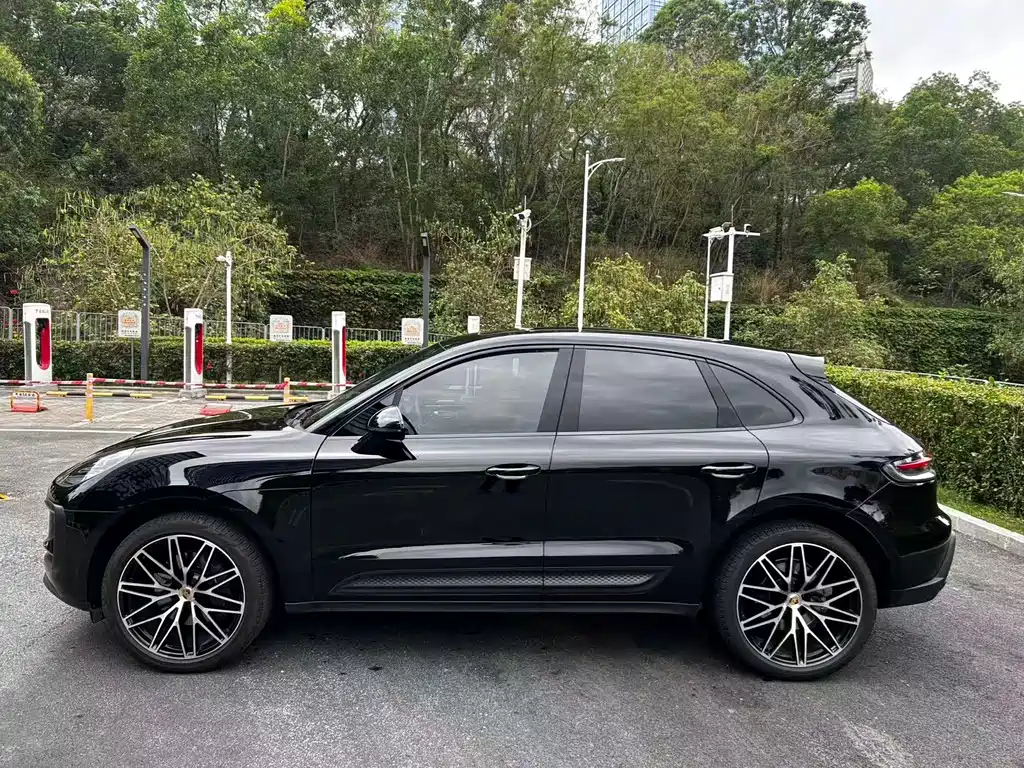 Macan 2024 Macan 2.0T купить на сайте DeffCars