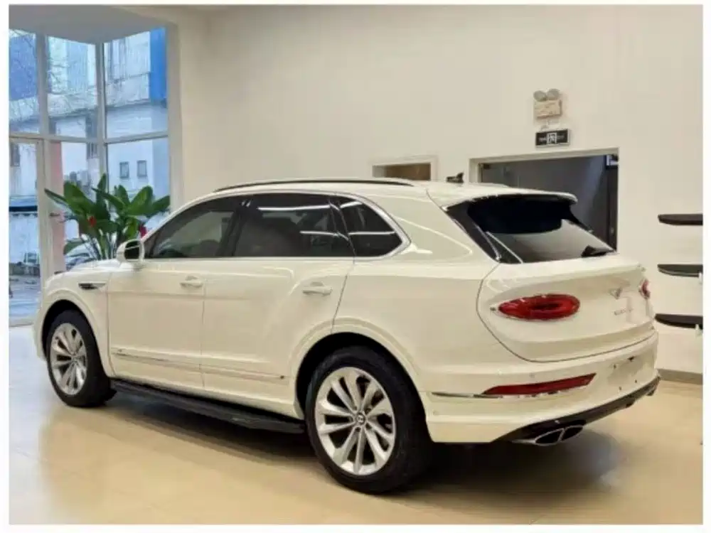 Bentayga 2021 4.0T V8 купить на сайте DeffCars