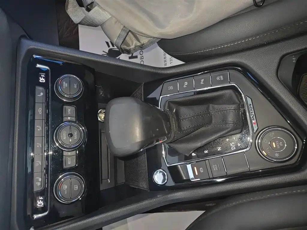 Tiguan L 2019 380TSI automatic four-wheel drive smart luxury version 7 seats National VI купить на сайте DeffCars