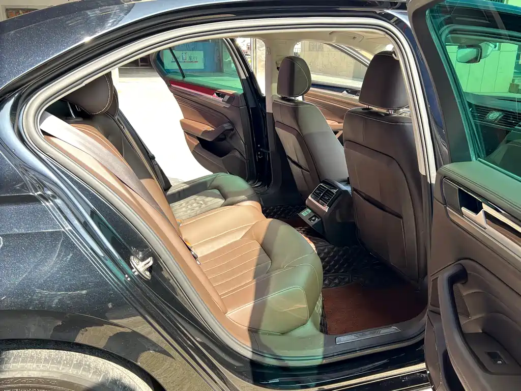 Huiang 2021 380TSI Deluxe Edition купить на сайте DeffCars