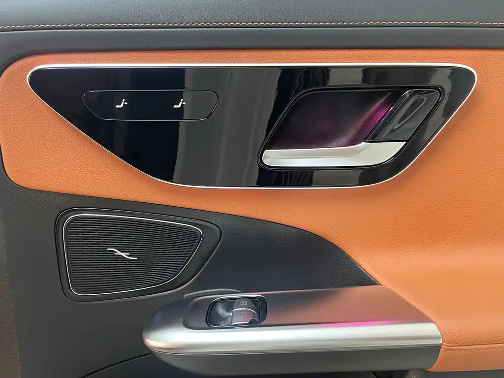 Mercedes-Benz C-Class 2024 C 260 L Sports Edition купить на сайте DeffCars