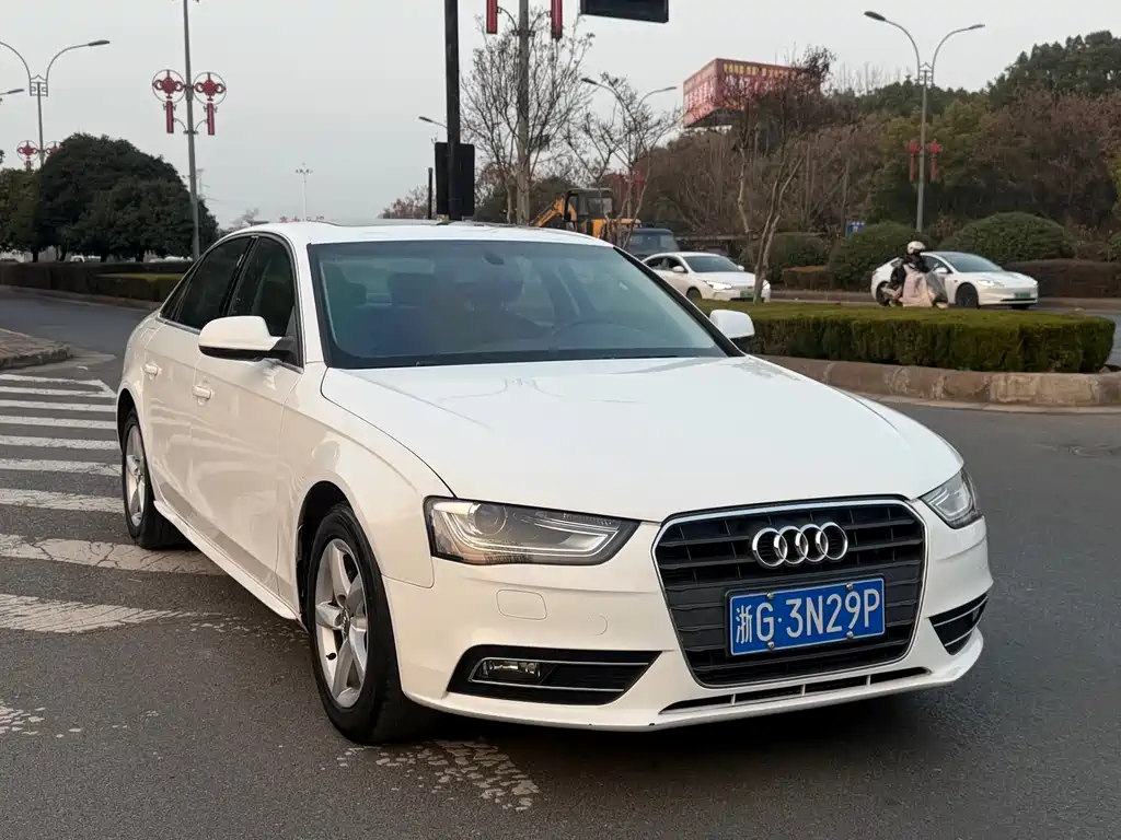 Audi A4L 2016 30 TFSI Collector's Edition Automatic Comfort Type купить на сайте DeffCars