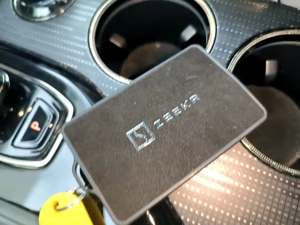 ZEEKR 001 2022 model super long battery life dual motor ME version купить на сайте DeffCars