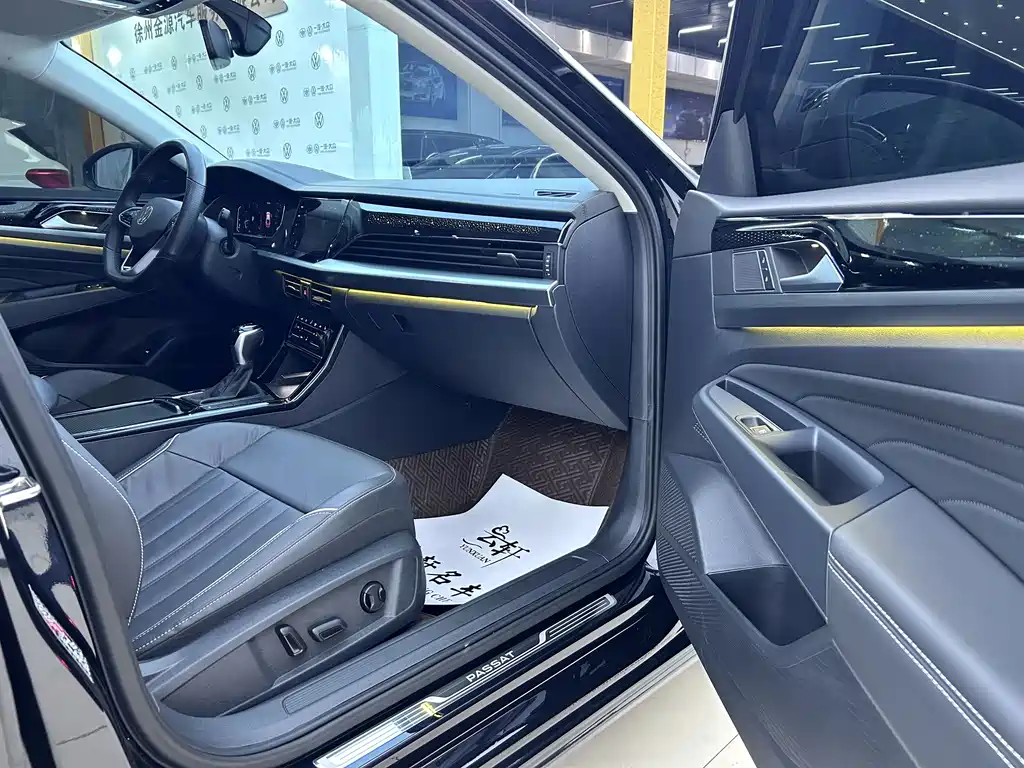 Passat 2023 facelift 330TSI Elite Edition купить на сайте DeffCars