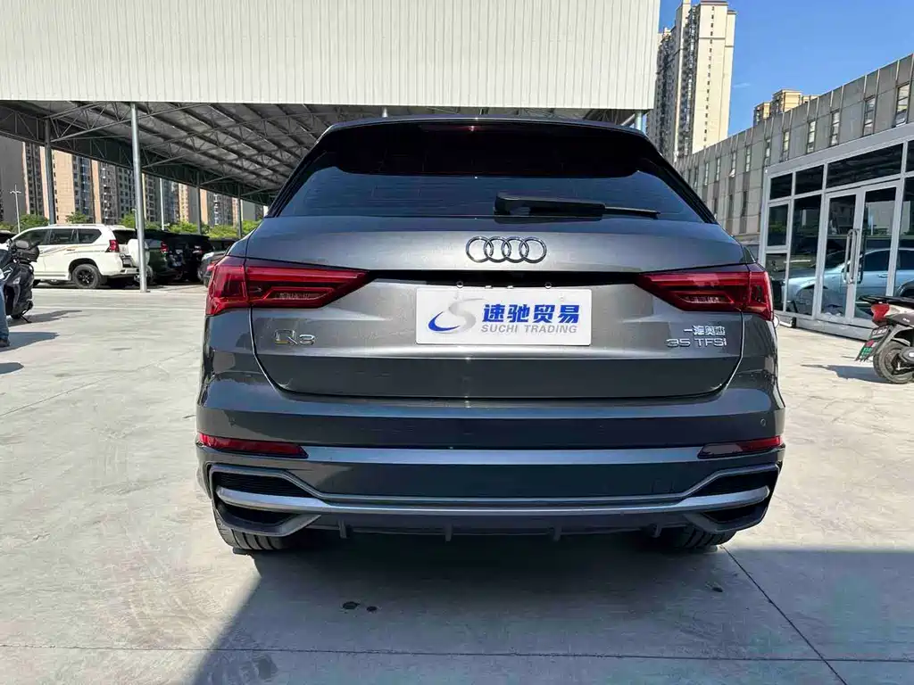Audi Q3 2022 35 TFSI Fashionable and Dynamic купить на сайте DeffCars