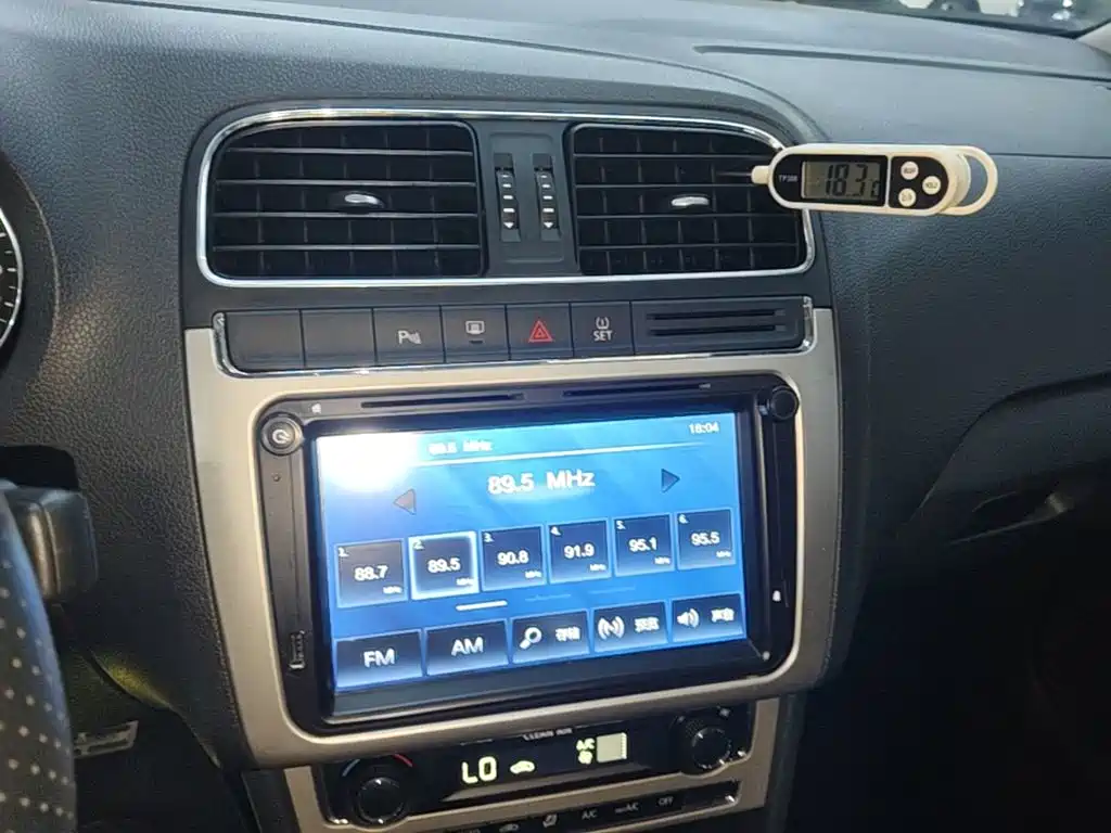 Polo 2016 1.6L Cross Polo automatic купить на сайте DeffCars