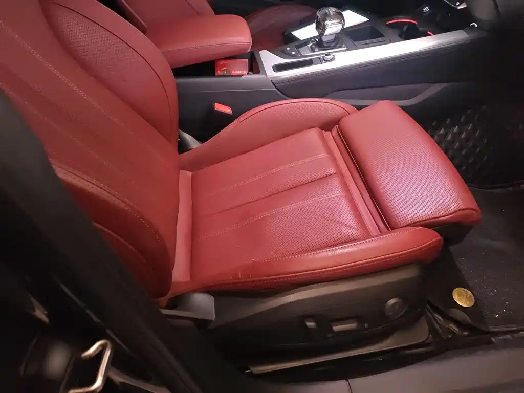Audi A4L 2021 40 TFSI Advanced Life Edition купить на сайте DeffCars