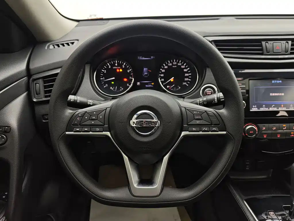 X-Trail 2017 2.0L CVT Comfort Edition 2WD купить на сайте DeffCars