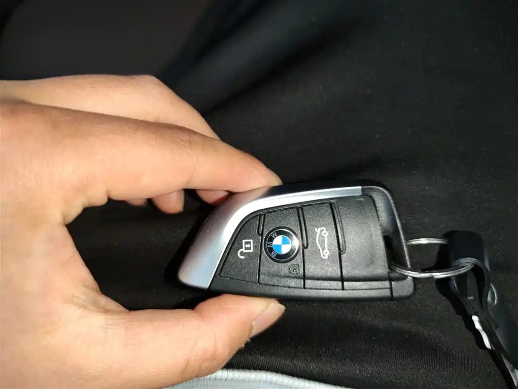 BMW X1 2021 sDrive25Li Leading Model купить на сайте DeffCars