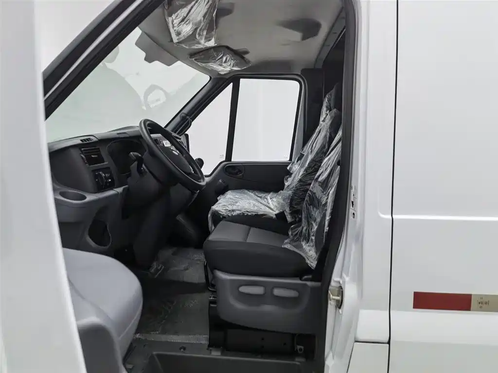 New generation Transit 2019 2.2T multifunctional extended axle mid-roof 3-seater National VI купить на сайте DeffCars