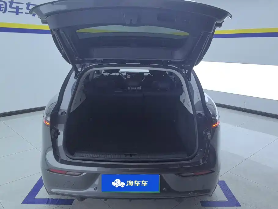 Lantu FREE 2025 FREE+ four-wheel drive Qiankun version купить на сайте DeffCars